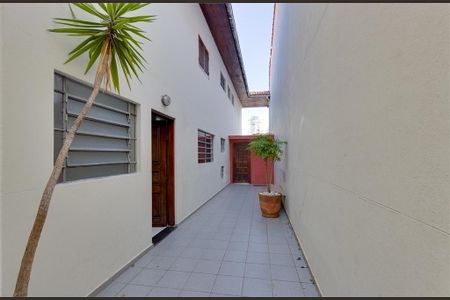 Casa à venda com 194m², 4 quartos e 2 vagas