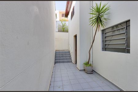 Casa à venda com 194m², 4 quartos e 2 vagas