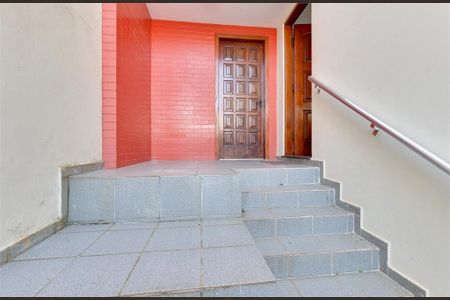 Casa à venda com 194m², 4 quartos e 2 vagas