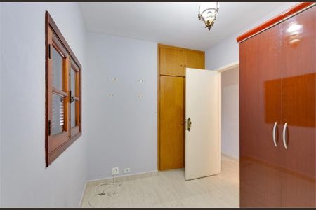 Casa à venda com 194m², 4 quartos e 2 vagas