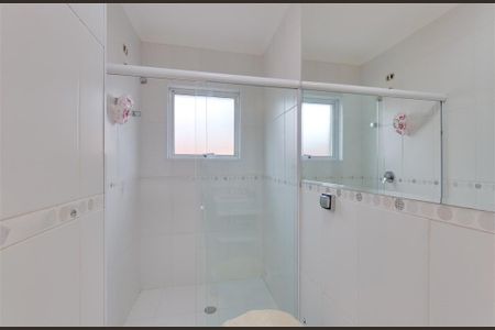 Casa à venda com 380m², 4 quartos e 4 vagas