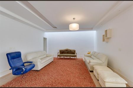 Casa à venda com 380m², 4 quartos e 4 vagas