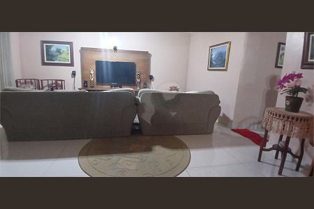 Casa à venda com 360m², 3 quartos e 6 vagas