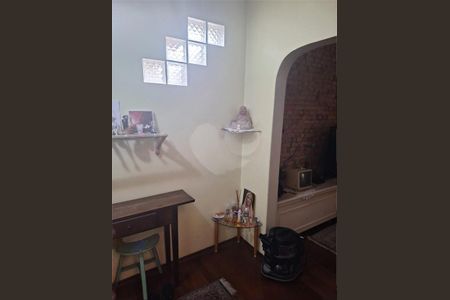 Casa à venda com 250m², 3 quartos e 2 vagas