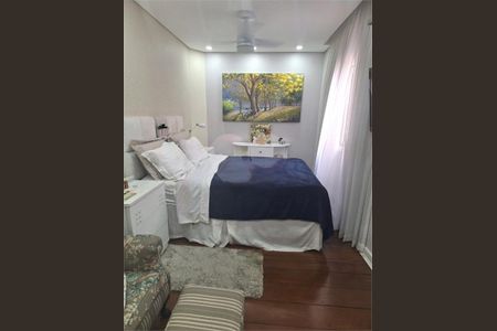 Casa à venda com 250m², 3 quartos e 2 vagas