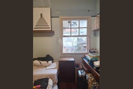 Casa à venda com 250m², 3 quartos e 2 vagas