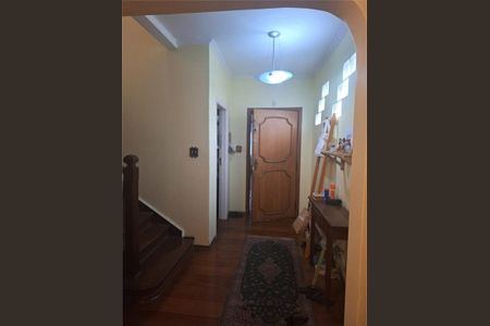 Casa à venda com 250m², 3 quartos e 2 vagas