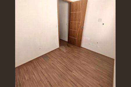 Casa à venda com 103m², 2 quartos e 2 vagas