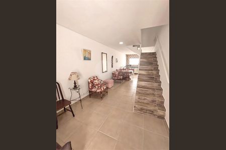 Casa à venda com 103m², 2 quartos e 2 vagas