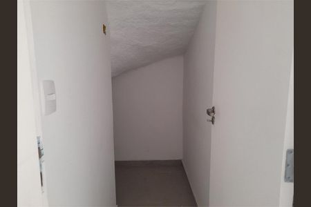 Casa à venda com 99m², 2 quartos e 2 vagas