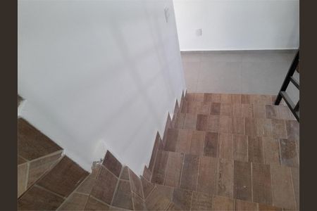 Casa à venda com 99m², 2 quartos e 2 vagas