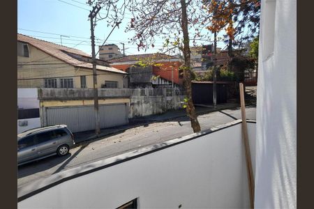 Casa à venda com 99m², 2 quartos e 2 vagas