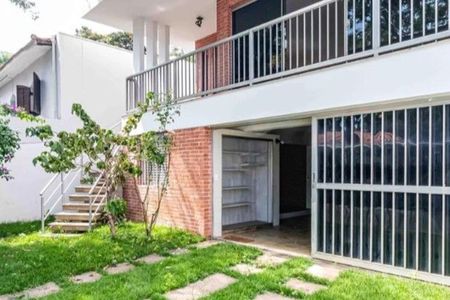 Casa à venda com 288m², 3 quartos e 4 vagas