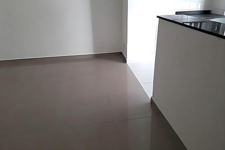 Casa à venda com 56m², 4 quartos e 4 vagas