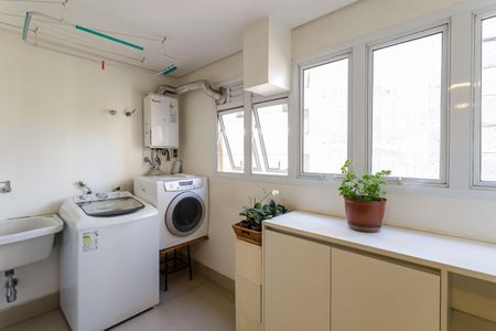 Apartamento à venda com 117m², 3 quartos e 1 vaga Apartamento à venda com 117m², 3 quartos e 1 vagaÁrea de Serviço