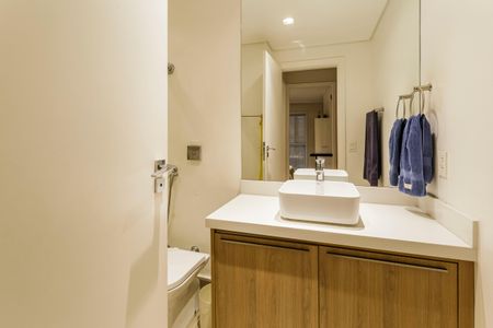 Apartamento à venda com 117m², 3 quartos e 1 vaga Apartamento à venda com 117m², 3 quartos e 1 vagaBanheiro Social