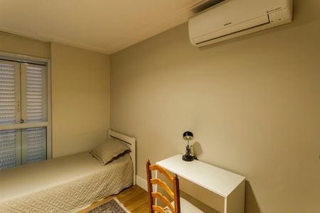 Apartamento à venda com 117m², 3 quartos e 1 vaga Apartamento à venda com 117m², 3 quartos e 1 vagaQuarto 1