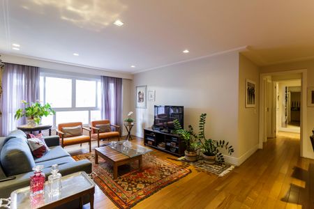 Apartamento à venda com 117m², 3 quartos e 1 vaga Apartamento à venda com 117m², 3 quartos e 1 vagaSala