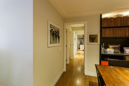 Apartamento à venda com 117m², 3 quartos e 1 vaga Apartamento à venda com 117m², 3 quartos e 1 vagaSala