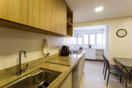 Apartamento à venda com 117m², 3 quartos e 1 vaga Apartamento à venda com 117m², 3 quartos e 1 vagaCozinha