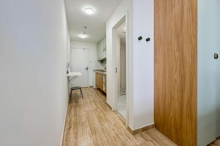 Studio para alugar com 26m², 1 quarto e sem vaga Studio para alugar com 26m², 1 quarto e sem vagaCorredor