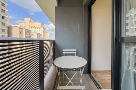 Studio para alugar com 26m², 1 quarto e sem vaga Studio para alugar com 26m², 1 quarto e sem vagaVaranda do Studio