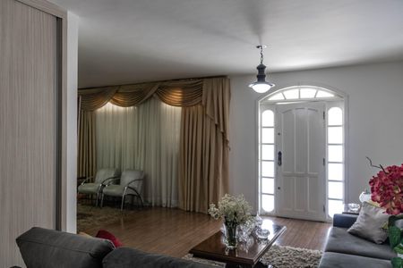 Casa à venda com 300m², 4 quartos e 3 vagasSala 1