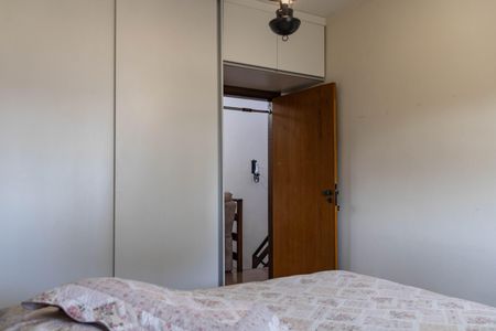 Casa à venda com 300m², 4 quartos e 3 vagasQuarto 1