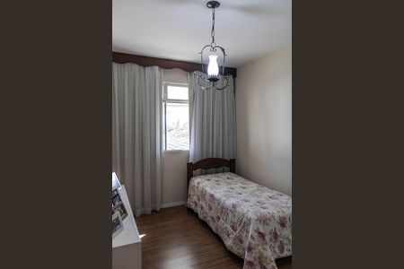 Casa à venda com 300m², 4 quartos e 3 vagasQuarto 2