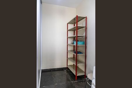 Casa à venda com 300m², 4 quartos e 3 vagasQuarto de Serviço