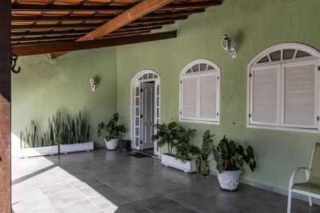 Casa à venda com 300m², 4 quartos e 3 vagasÁrea externa