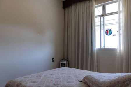 Casa à venda com 300m², 4 quartos e 3 vagasQuarto 1