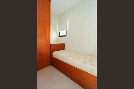 Apartamento para alugar com 373m², 5 quartos e 5 vagas Apartamento para alugar com 373m², 5 quartos e 5 vagasQuarto de Serviço