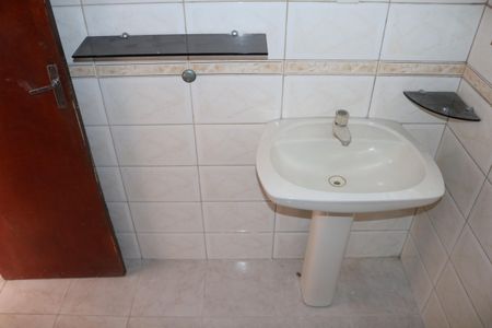 Apartamento para alugar com 76m², 2 quartos e sem vagaBanheiro Social