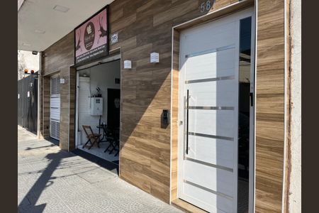 Apartamento para alugar com 76m², 2 quartos e sem vagaFachada do Prédio