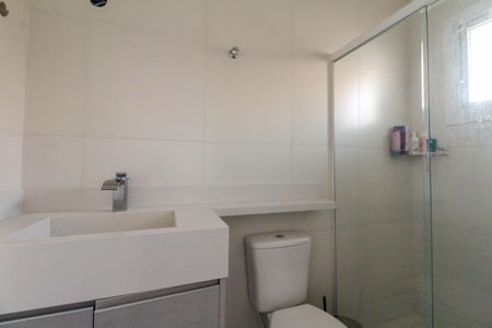 Casa de condomínio à venda com 126m², 3 quartos e 2 vagasBanheiro da Suíte