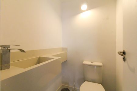 Casa de condomínio à venda com 126m², 3 quartos e 2 vagasLavabo