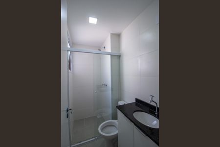 Apartamento para alugar com 61m², 2 quartos e 1 vaga Apartamento para alugar com 61m², 2 quartos e 1 vagaBanheiro da Suíte