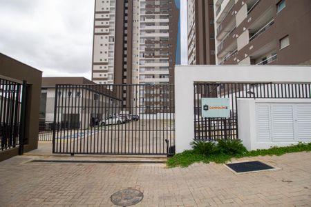 Apartamento para alugar com 61m², 2 quartos e 1 vaga Apartamento para alugar com 61m², 2 quartos e 1 vagaFachada