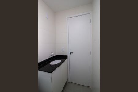 Apartamento para alugar com 61m², 2 quartos e 1 vaga Apartamento para alugar com 61m², 2 quartos e 1 vagaBanheiro da Suíte