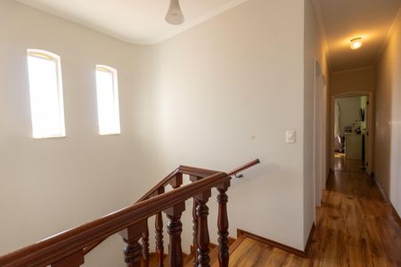 Casa à venda com 140m², 3 quartos e 2 vagas Casa à venda com 140m², 3 quartos e 2 vagasHall de distribuição