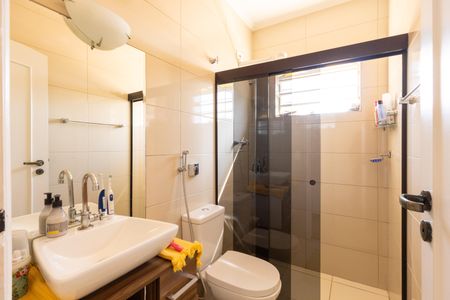 Casa à venda com 140m², 3 quartos e 2 vagas Casa à venda com 140m², 3 quartos e 2 vagasBanheiro Social