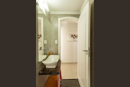 Casa à venda com 140m², 3 quartos e 2 vagas Casa à venda com 140m², 3 quartos e 2 vagasLavabo