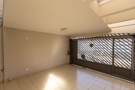 Casa à venda com 140m², 3 quartos e 2 vagas Casa à venda com 140m², 3 quartos e 2 vagasGaragem