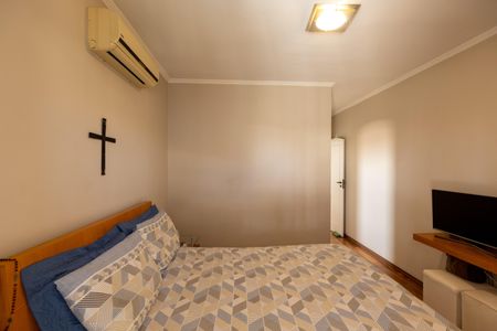 Casa à venda com 140m², 3 quartos e 2 vagas Casa à venda com 140m², 3 quartos e 2 vagasSuíte