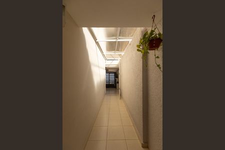 Casa à venda com 140m², 3 quartos e 2 vagas Casa à venda com 140m², 3 quartos e 2 vagasCorredor Externo