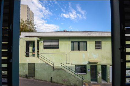 Casa à venda com 463m², 9 quartos e 8 vagasQuarto 3 - janela