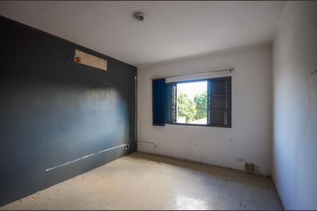 Casa à venda com 463m², 9 quartos e 8 vagasQuarto 2