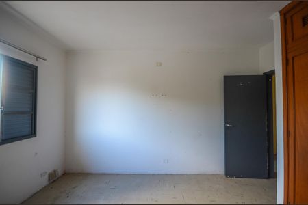 Casa à venda com 463m², 9 quartos e 8 vagasQuarto 2