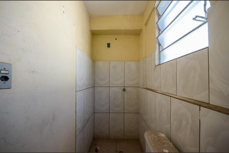 Casa à venda com 463m², 9 quartos e 8 vagasBanheiro da Suíte 2